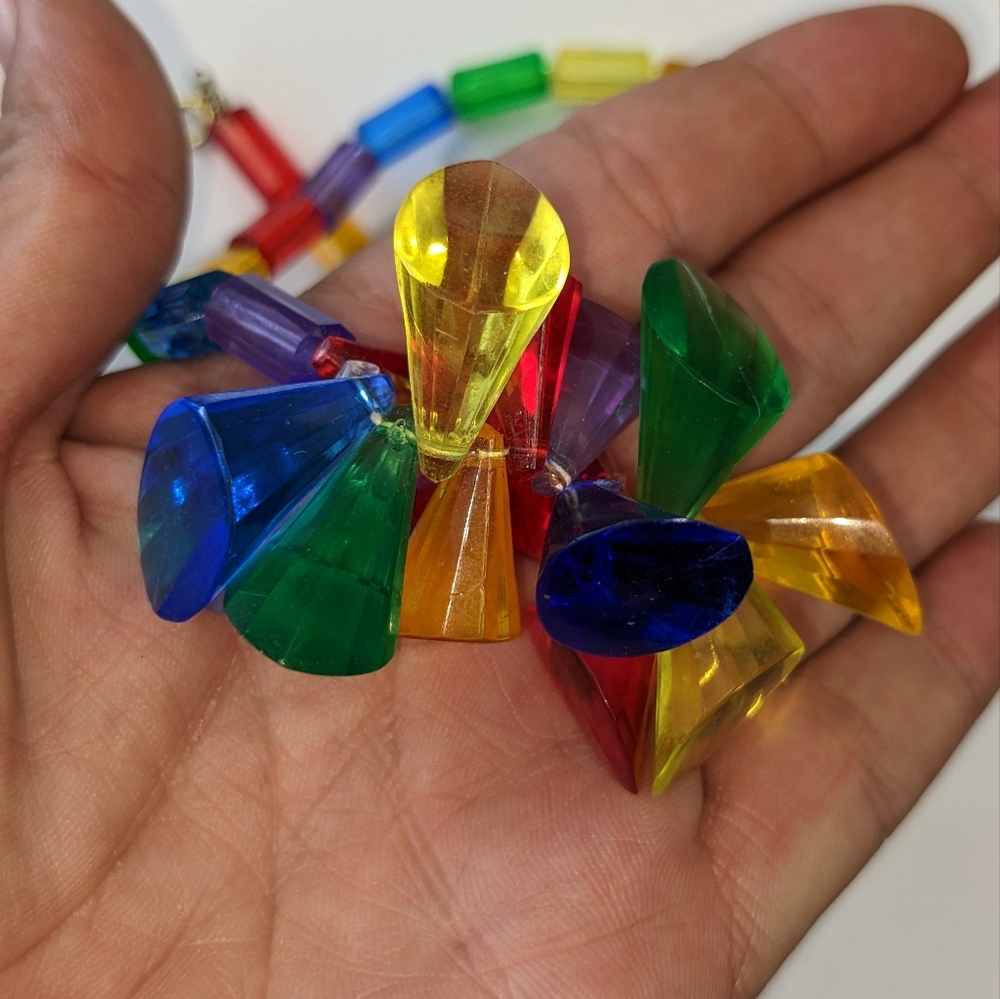 VTG RAINBOW CONE BEAD NECKLACE - Picture 3 of 11